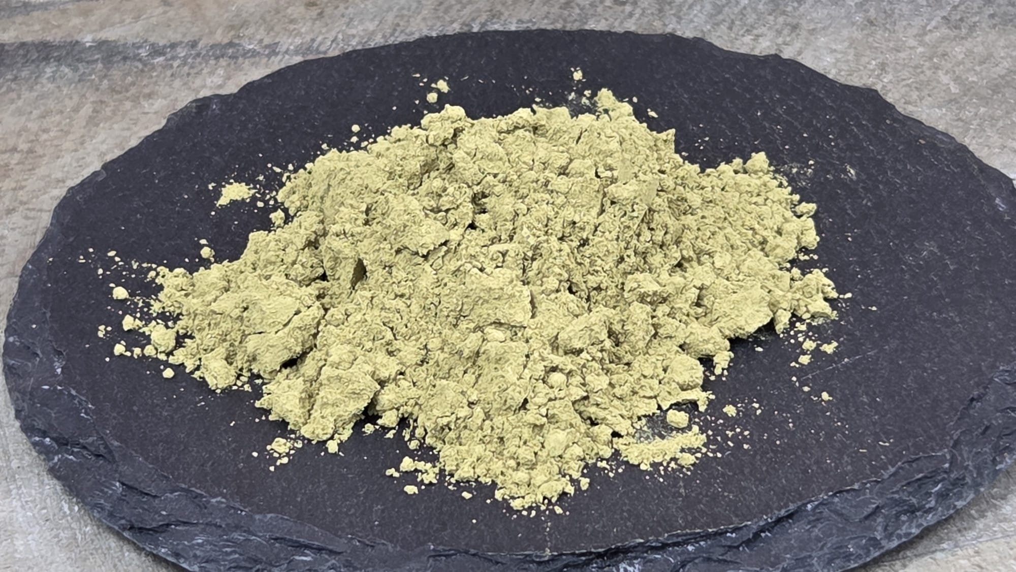 Rotes Kratom PURPLE GROWS Rotes Kratom PURPLE GROWS